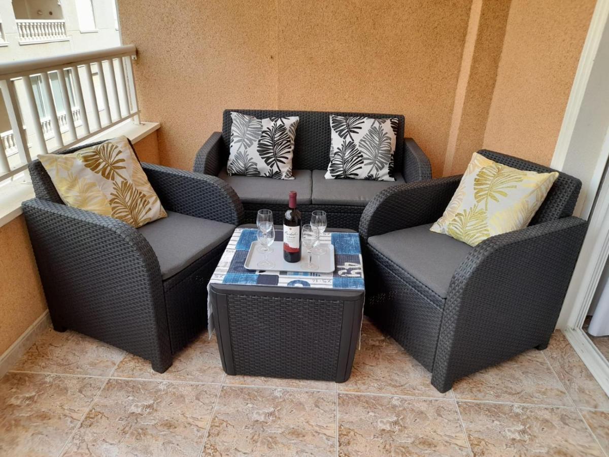 Luxury 2 Bedrooms Apartment With A Garage Torrevieja Eksteriør billede